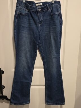Women's Bootcut Jeans in Dark Blue